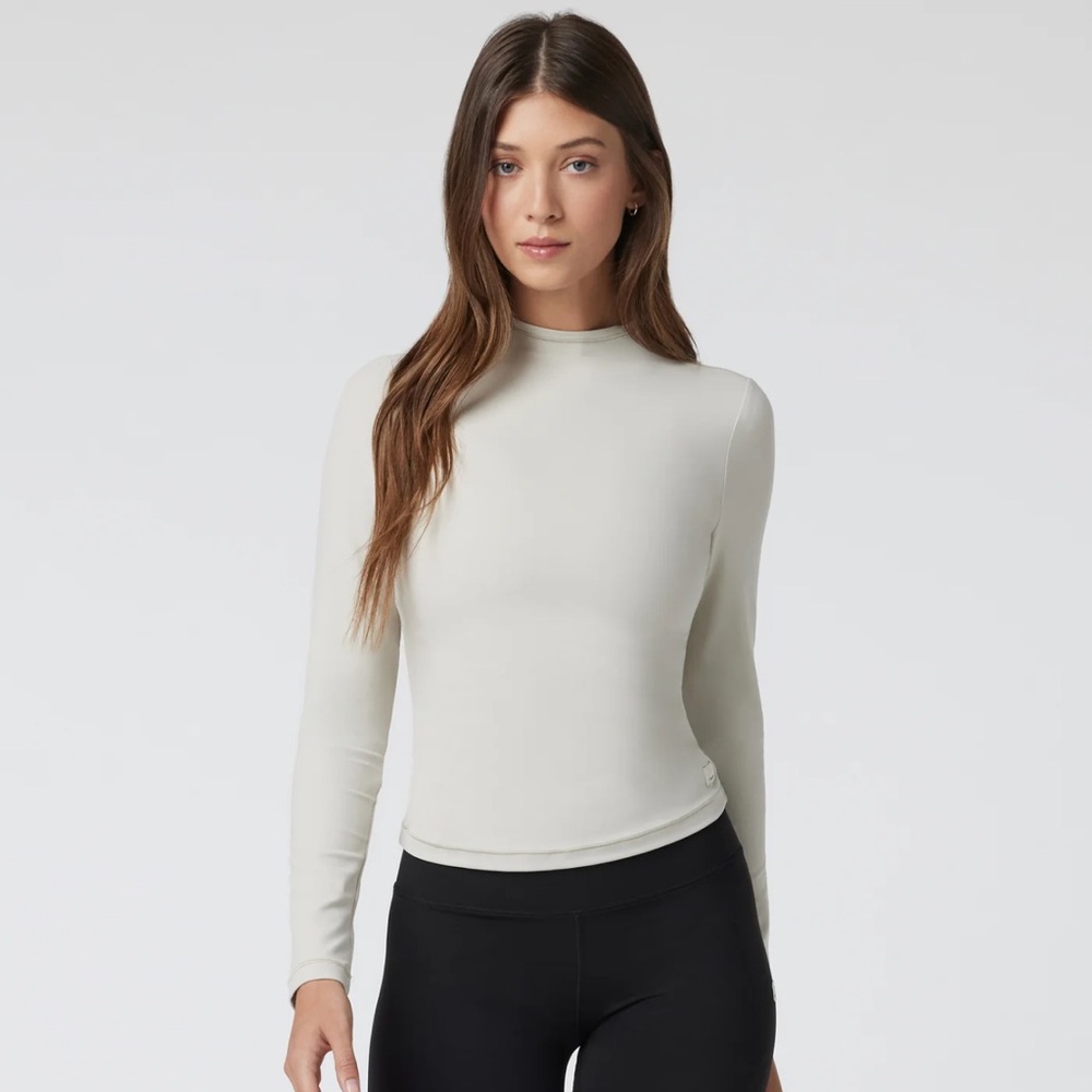 Vuori Long Sleeve Mock